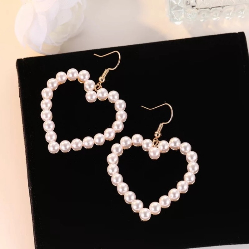 925 Sterling Silver Pearl Heart Drop Earrings - Picture 2 of 10